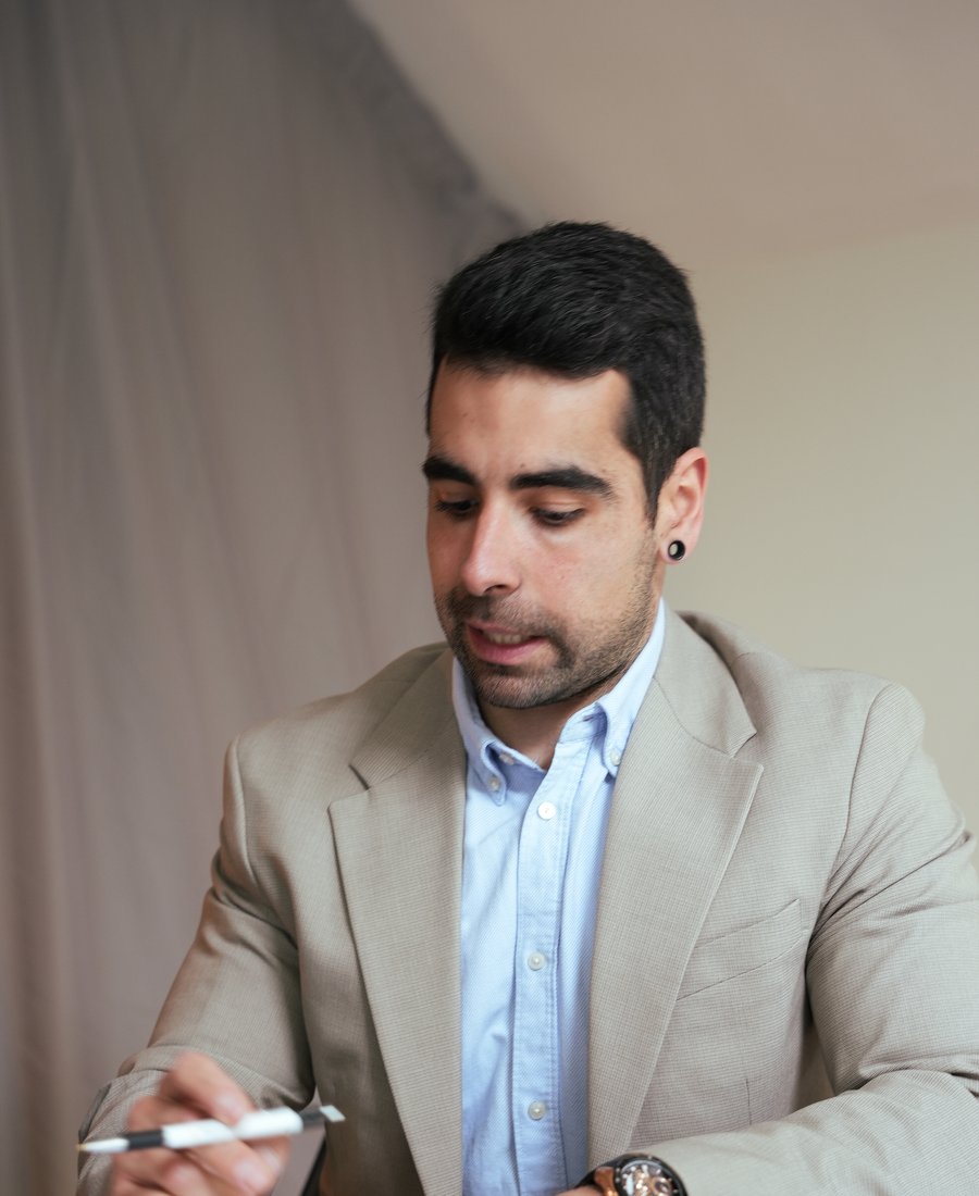 Gestión de contratos y documentación en NovarHomes